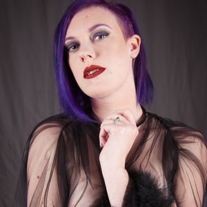 Meet your Posher, Apex